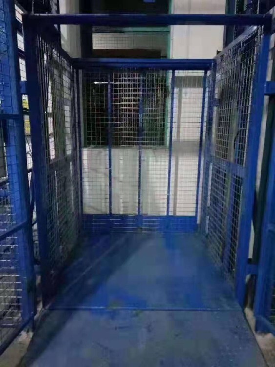 液压升降机维护保养要点_如何预防液压升降货梯的高温故障_液压升降机日常维修方法