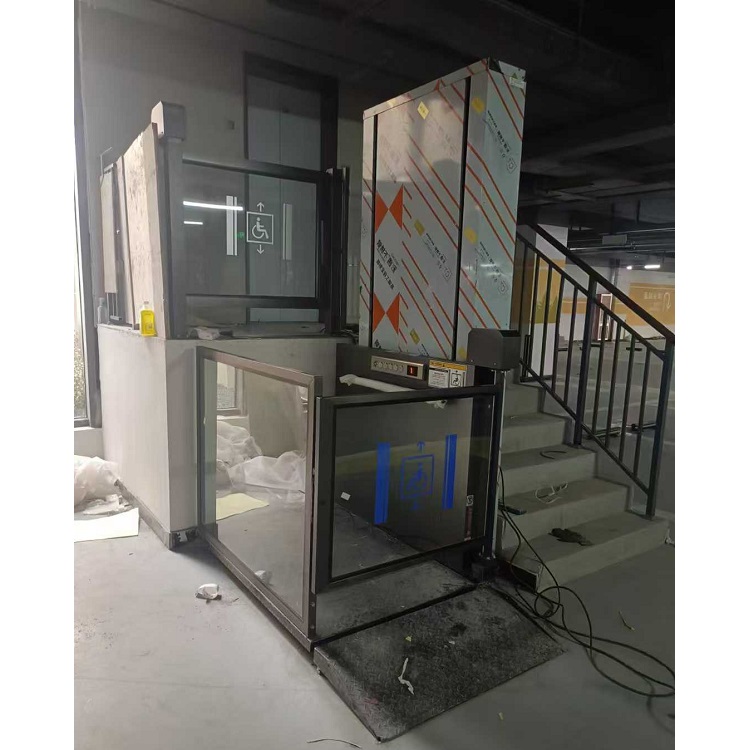 爬楼不再求人！无障碍轮椅升降机，让残障朋友重获自由