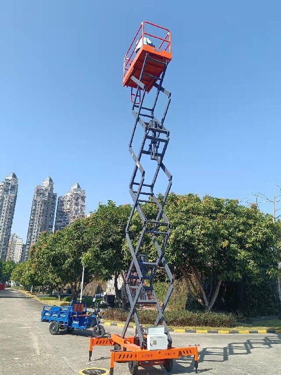 升降货梯维修_企石工业电梯升降货梯如何操作_简易货梯维修